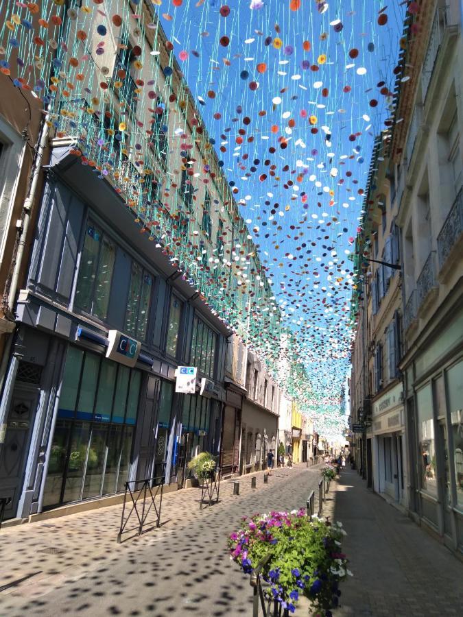 Appartement spacieux de 100m2 à deux pas du centre ville de Carcassonne Exterior foto